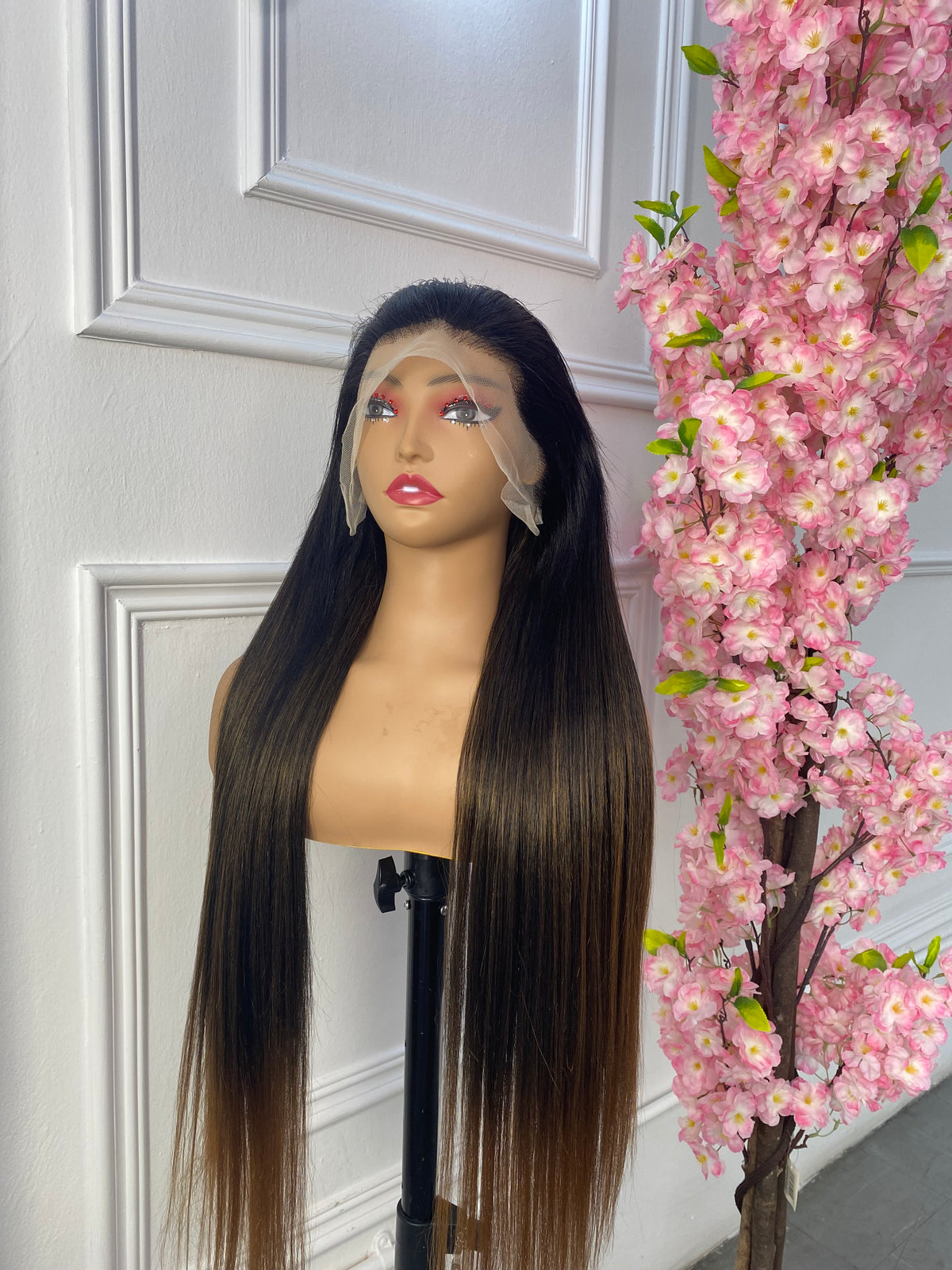 Full frontal 32” ombré