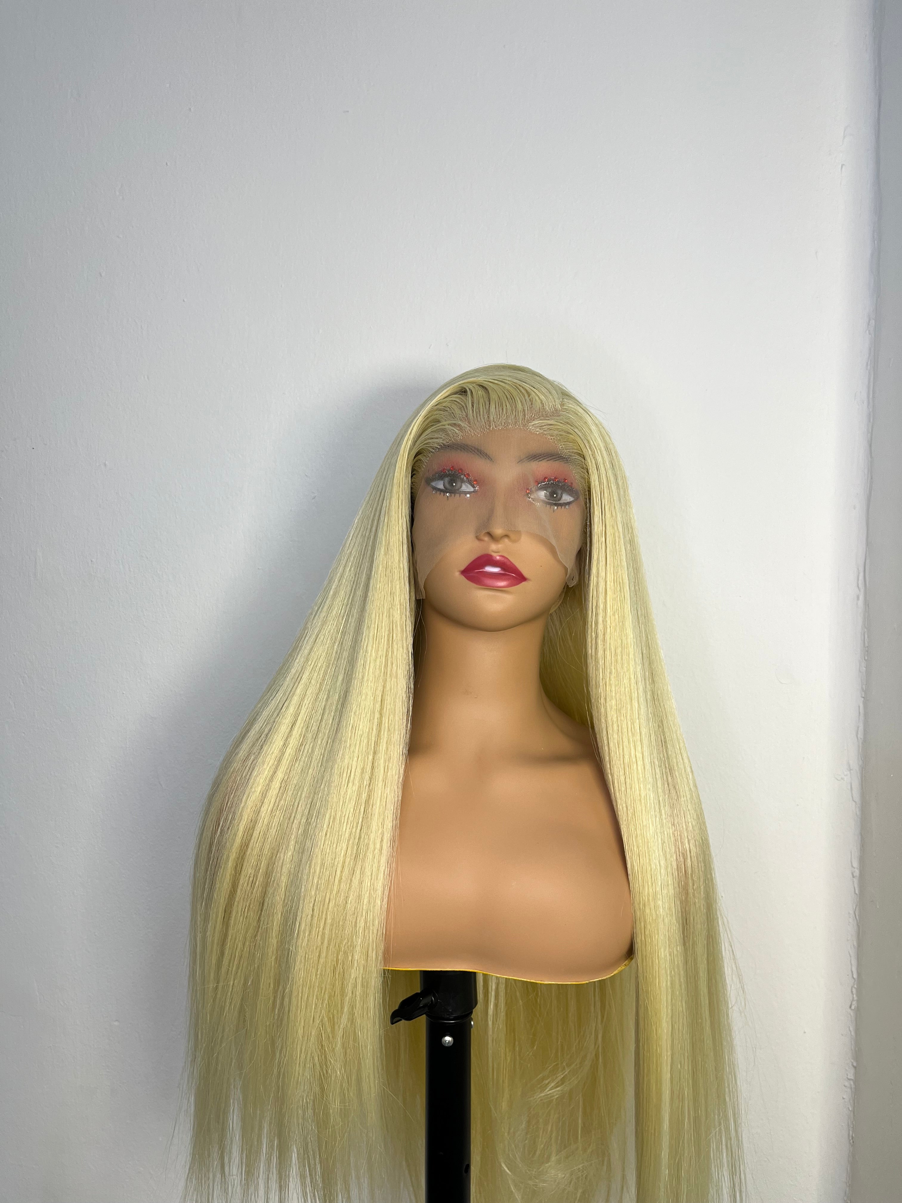 Full frontal HD lace ST blonde 30”